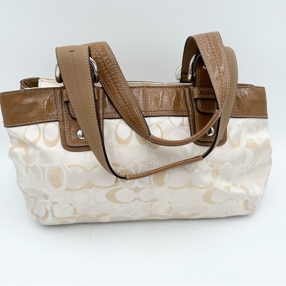 COACH CANVAS SHOULDER BAG PATENT LEATHER ADJUSTABLE STRAPS COACH TAG EUC